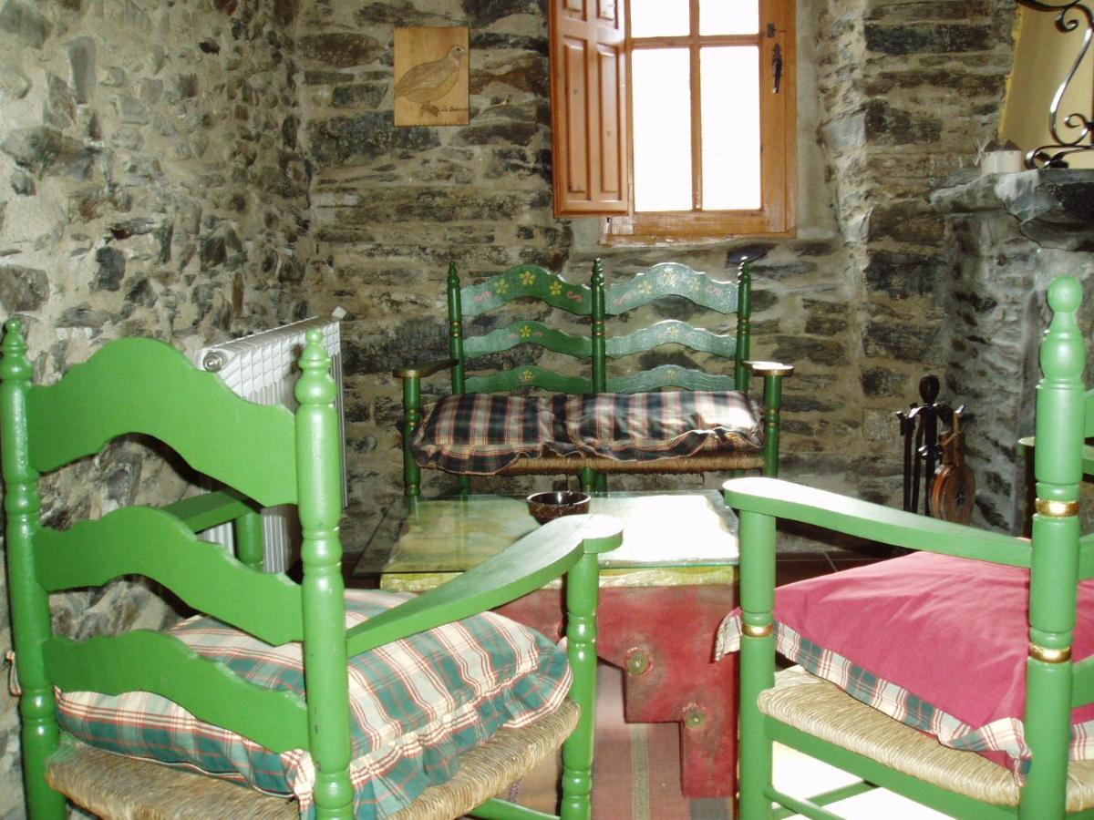 Hotel Rural El Urogallo Murias de Paredes المظهر الخارجي الصورة