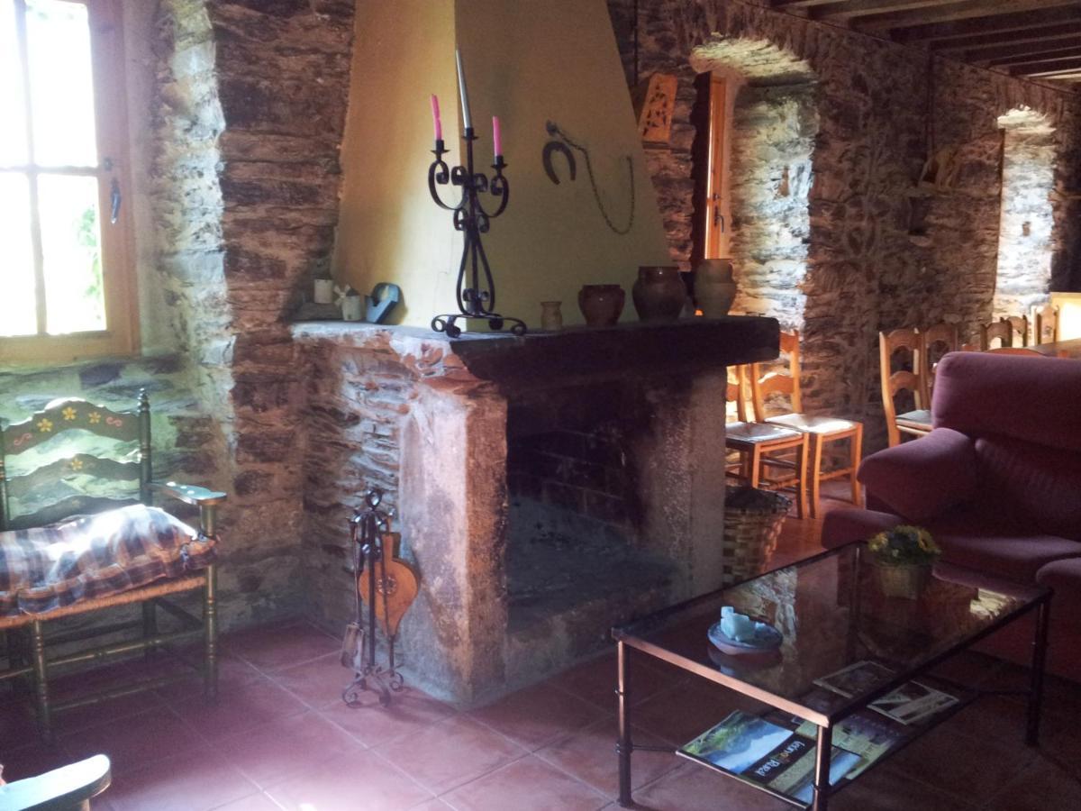 Hotel Rural El Urogallo Murias de Paredes المظهر الخارجي الصورة
